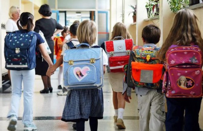 4. septembra počinje škola, a ovo su rasporedi raspusta