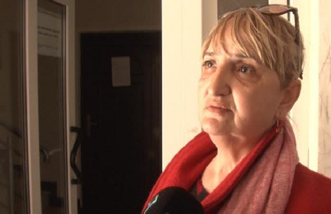 Mitropolija izbacila prekjuče Budvanku iz stana