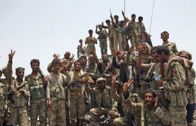 Huti zauzeli sjedište vlade u Adenu