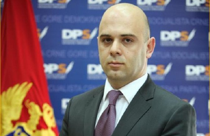 Koje „nove snage“ pominje Bojović u opoziciji?