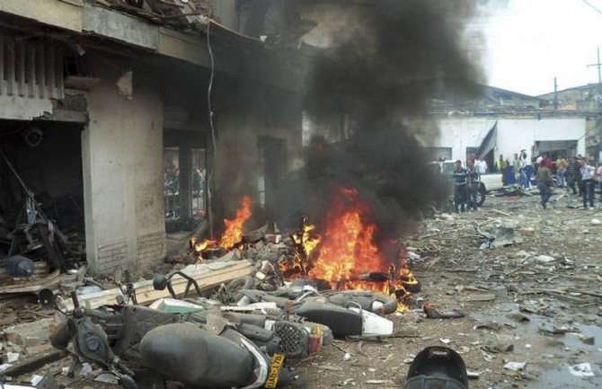 Ubijeno 10 vojnika, a 20 ranjeno