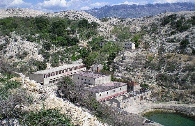 Odaju poštu stradalima na Golom otoku