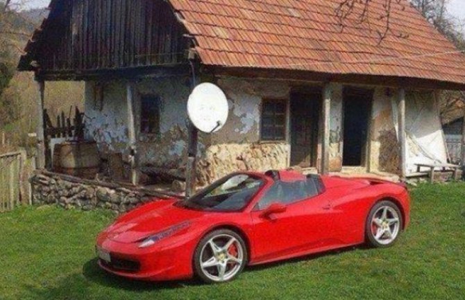 Kuća nije bitna, bitan je Ferrari