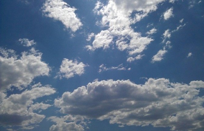 Ujutru oblačno sa kišom, poslijepodne razvedravanje