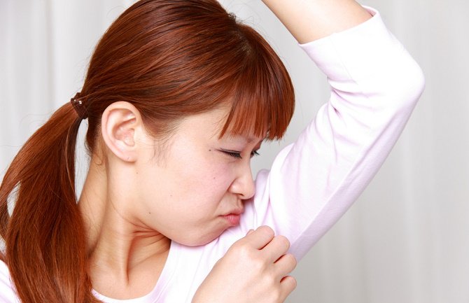 Otkrijte šta prouzrokuje neprijatan miris vašeg tijela