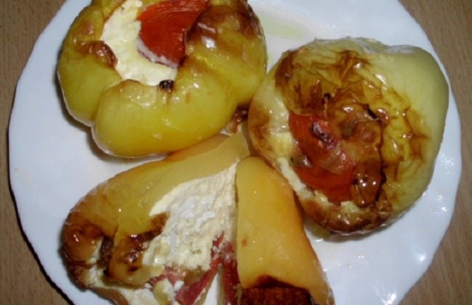 Paprike punjene sirom i jajima