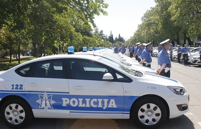 Crnogorski policajci dobili 56 novih automobila