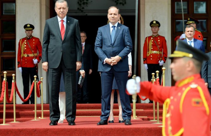 Erdogan stigao u Tiranu