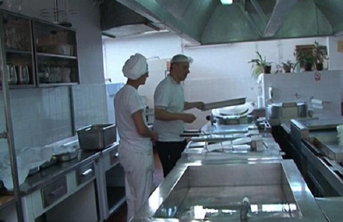 Inspektori zapečatili kuhinju Kamelije