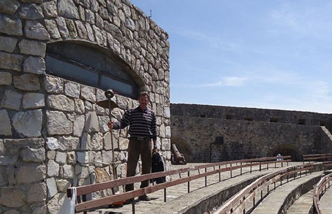 Konačno počelo uređivanje Kanli kule