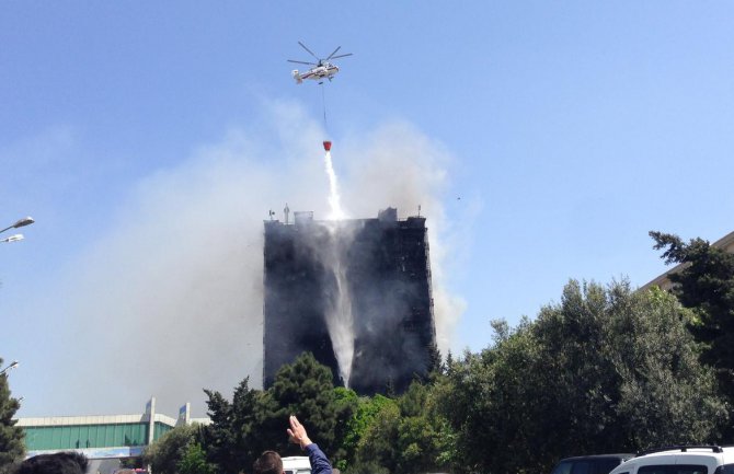U požaru u neboderu poginulo 15, povrijeđene 63 osobe