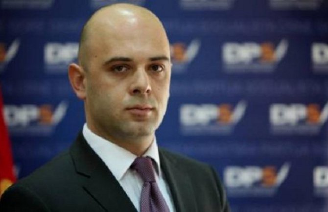 Miljanić: Butros Gali potvrdio ispravnost Vladine odluke