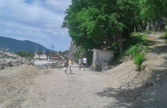 Zatvaranje gradilišta na čekanju