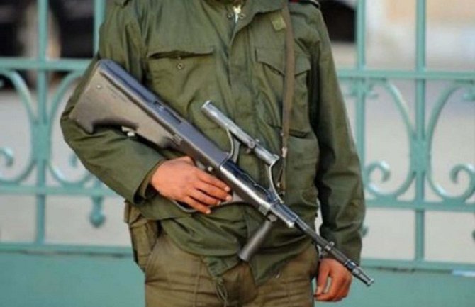 Vojnik s psihološkim problemima ubio 7 kolega, ranio 10