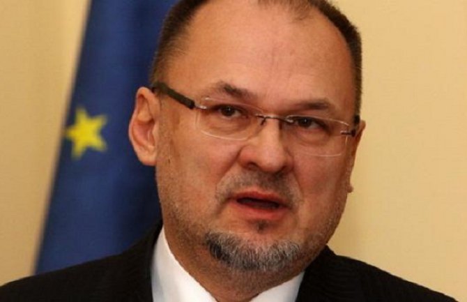 Ratifikovanje Protokola o pristupanju CG NATO-u Velika Britanija bi trebalo da završi do oktobra