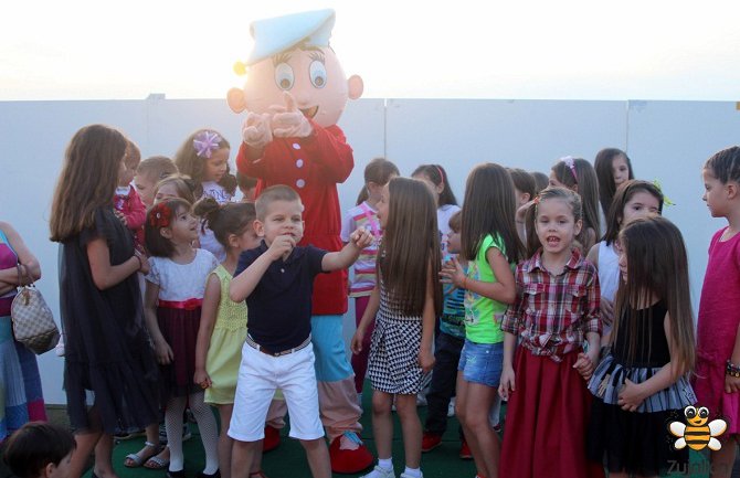 Obilježen Međunarodni dan djece u Bazaru (Foto)