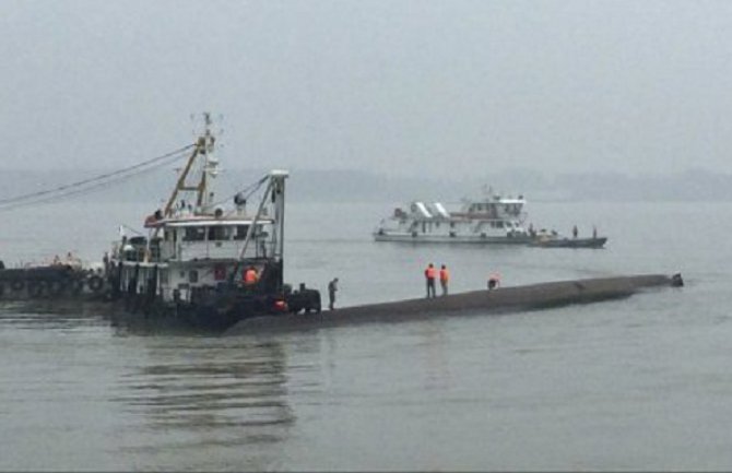 Poginulo 65 ljudi, a drugom brodu zabranjena plovidba