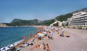 Đaci se razboljeli u Čanju: Trovanje ili infekcija?