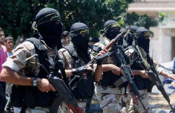 Ljubavno pismo islamiste supruzi: Nedostaješ mi, nadam se da ti radi peć