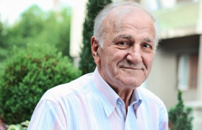 Bata Živojinović napunio 82. godine!