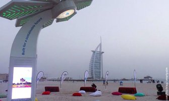 Prva pametna palma „nikla“ na plaži u Dubaiju