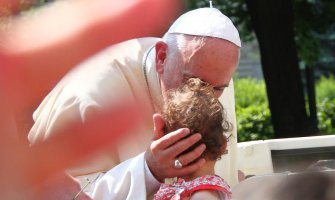 Papa Franja: Sarajevo i BiH imaju posebno značenje za Evropu i svijet