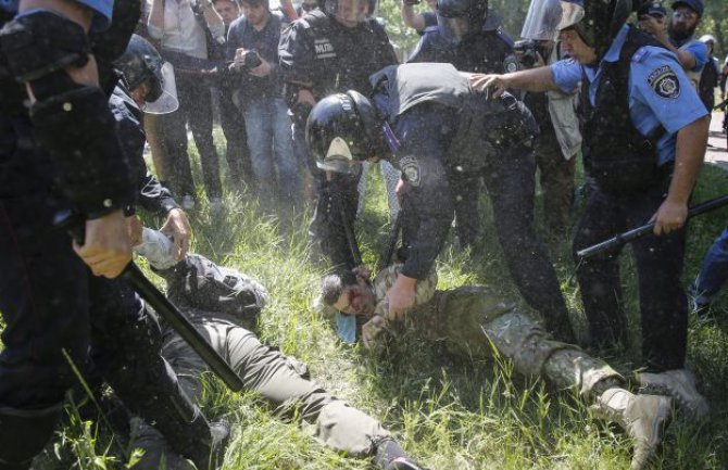 Kijev: Sukobi na Paradi ponosa 