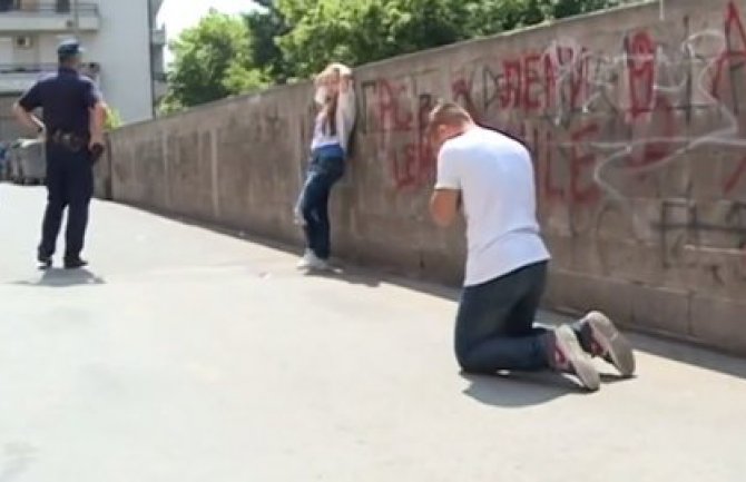 Dječak (16) ubijen u školskom dvorištu, maloljetni ubica uhapšen