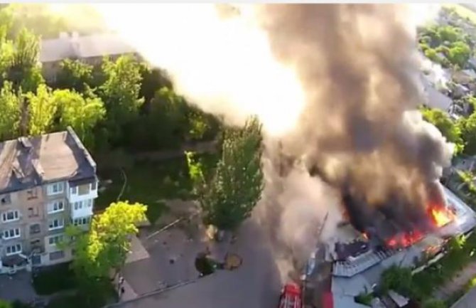 Donjeck: Granatama na pijacu, najmanje jedna osoba ranjena