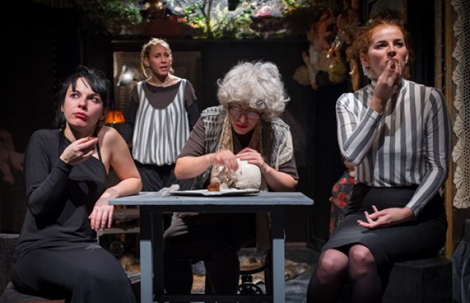 Predstava ''Gardenija'' u Kraljevskom pozorištu Zetski dom 