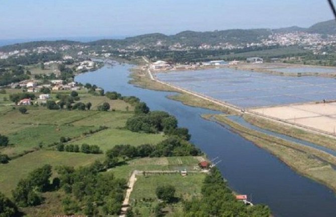 Strogo će kontrolisati upravljanje vodama u Solani