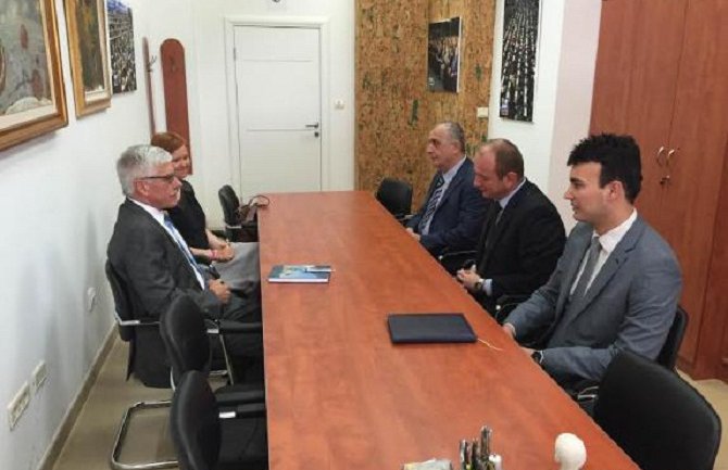 Potrebno je formirati Agenciju za sprječavanje korupcije