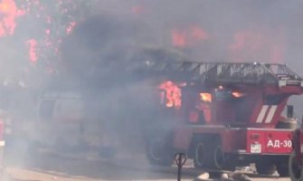  U Ukrajini pakao,   vatra guta vozila 