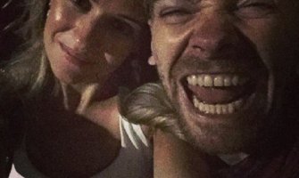 Kanadski pjevač i njegova djevojka pronađeni mrtvi u kontejneru (Video)