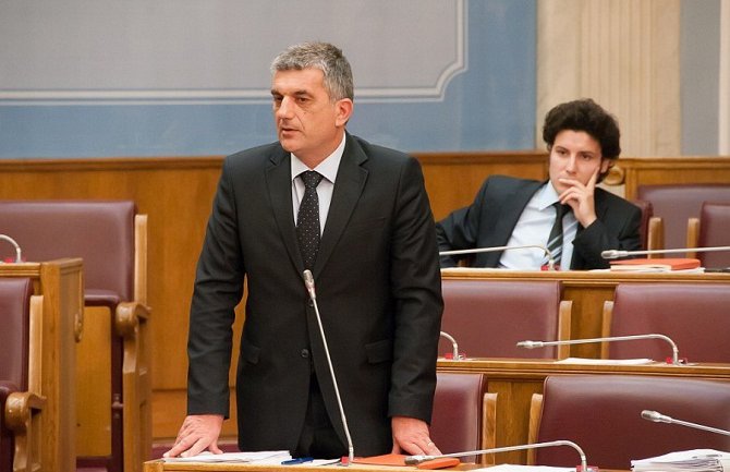 Uvesti dječiji dodatak za svu djecu