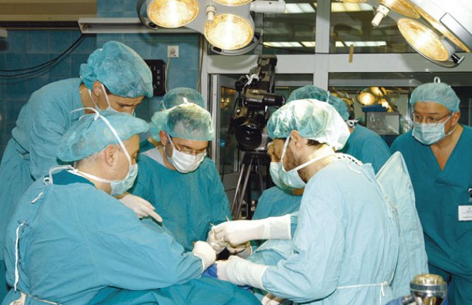 Od početka godine u KCCG abortiralo 159 Crnogorki, najmlađa imala 17 godina