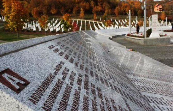 Holandija će porodicama trojice Bošnjaka ubijenih u Srebrenici isplatiti po 20.000 eura