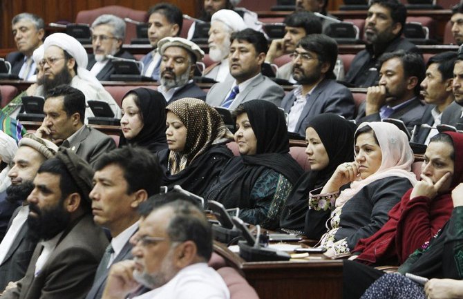 Eksplozija u avganistanskom parlamentu, povrijedjeno 19 civila