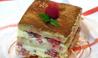 Tiramisu sa malinama