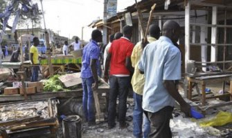 Dvije djevojčice raznijele se u džamiji i ubile 30 ljudi