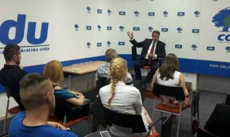 Červenjakov: U NATO najkasnije dogodine, u EU oko 2020.