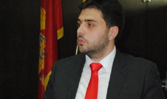 Martinović: Zdravstvo ljekarima, politika političarima