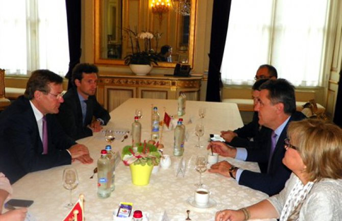 Poruke ohrabrenja i podrške evropskih partnera