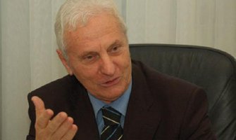 Ljekari radom kod privatnika kompromitovali profesiju