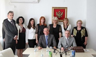 Specijalni tužioci da ne podlegnu pritiscima