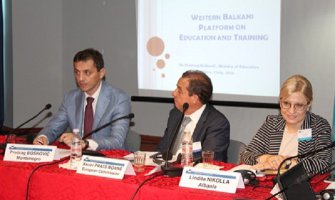 Bošković: Uspostaviti sistem karijernog praćenja studenata