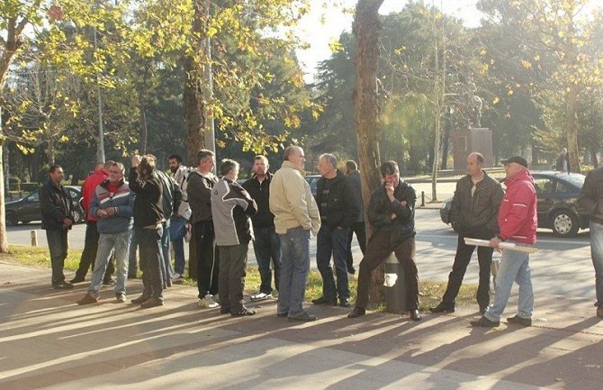Bivši radnici Željezare očekuju sastanak sa Žugićem u ponedjeljak