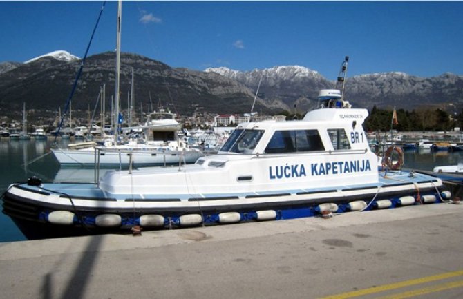 Dva inspektora kontrolišu more, skuteri najveći problem