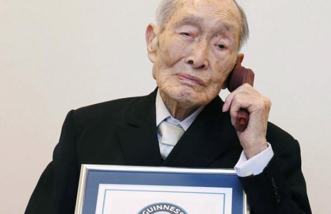 Preminuo najstariji muškarac na svijetu