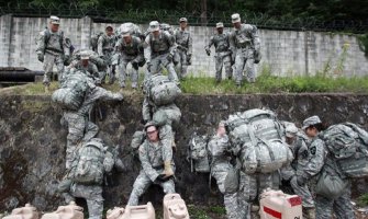 SAD smanjuje broj vojnika za 40.000